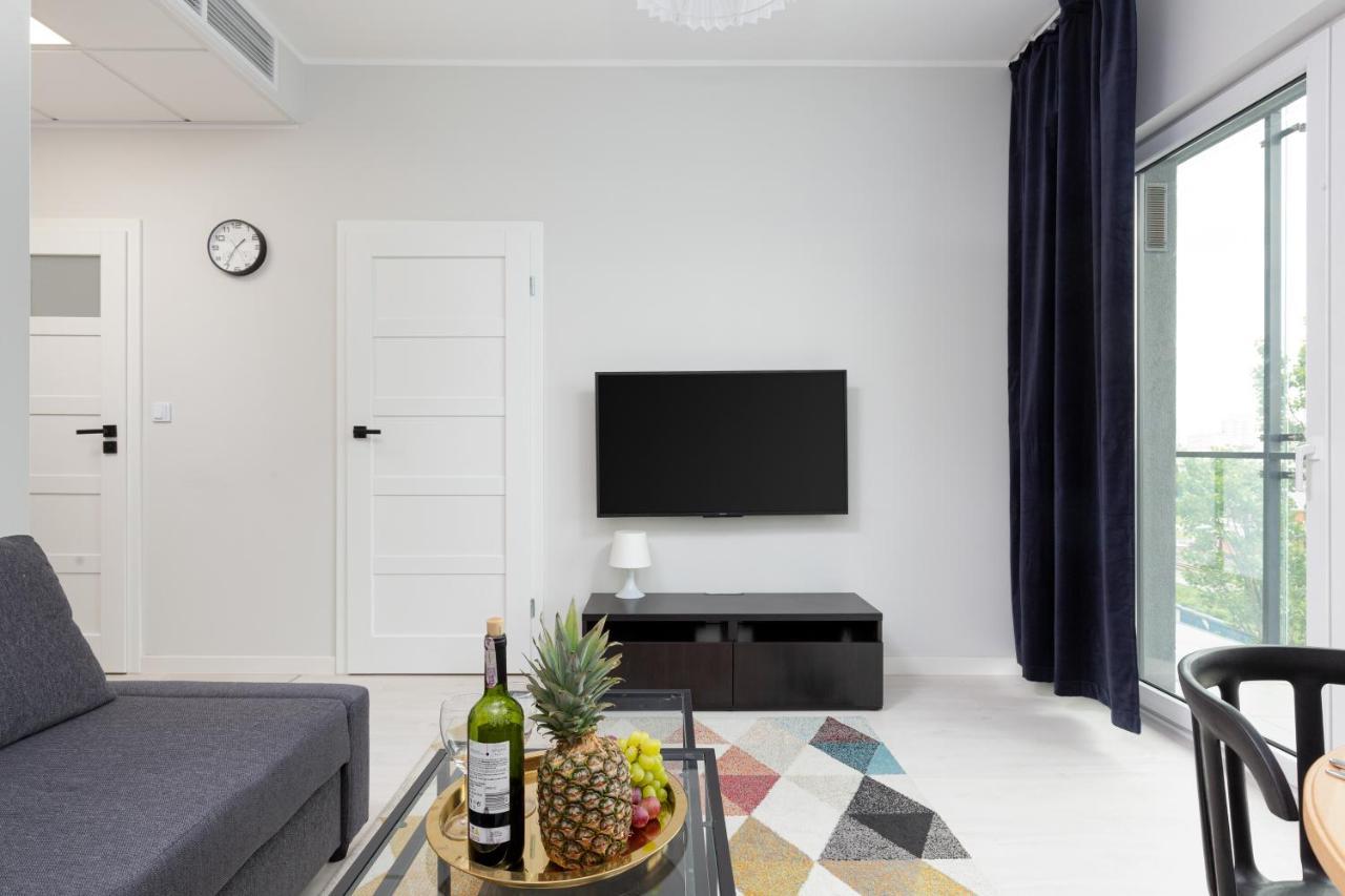 Business Center Apartments Warsaw Wola By Noclegi Renters Exterior photo