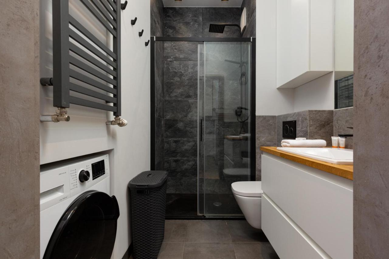 Business Center Apartments Warsaw Wola By Noclegi Renters Exterior photo