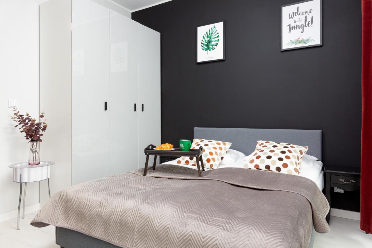 Business Center Apartments Warsaw Wola By Noclegi Renters Exterior photo